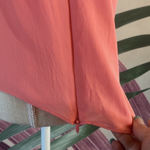 Ellen Tracy 100% Silk Sleeveless Blouse - Picture 6 of 10